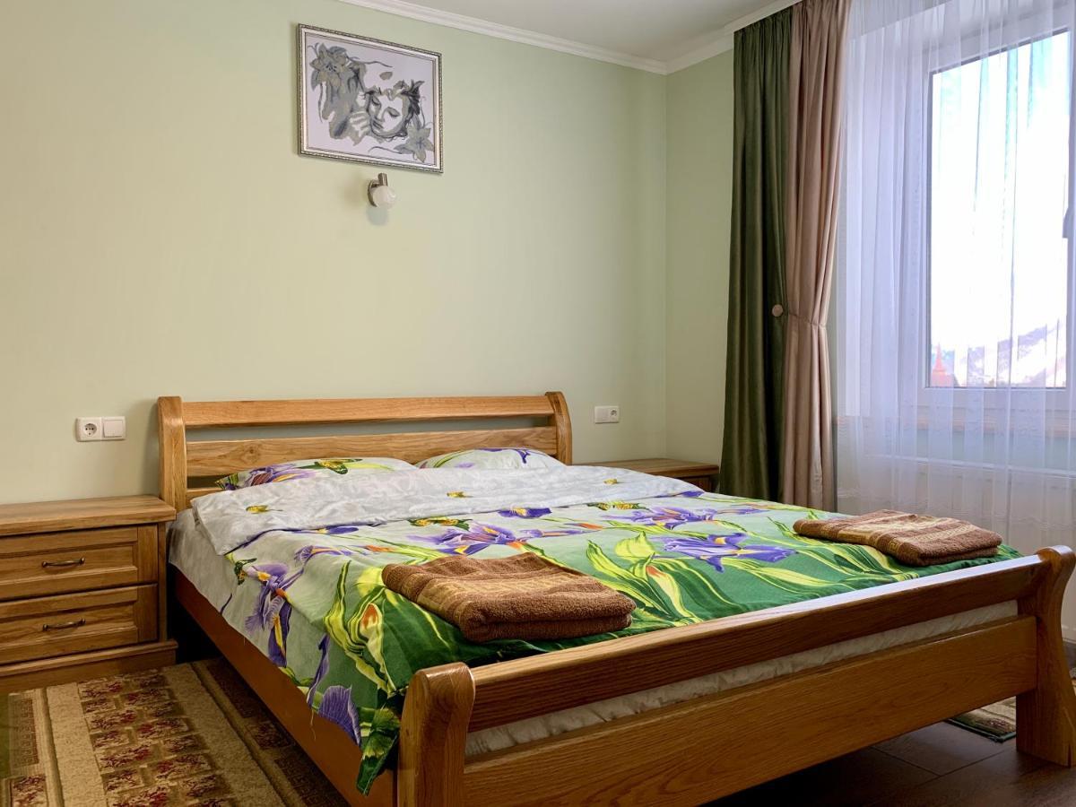 Underhills House Daire Yaremche Dış mekan fotoğraf