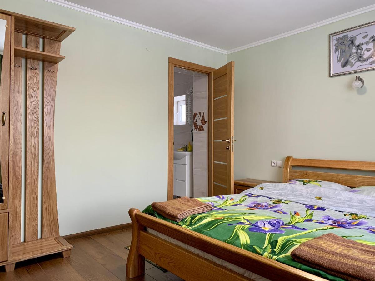 Underhills House Daire Yaremche Dış mekan fotoğraf