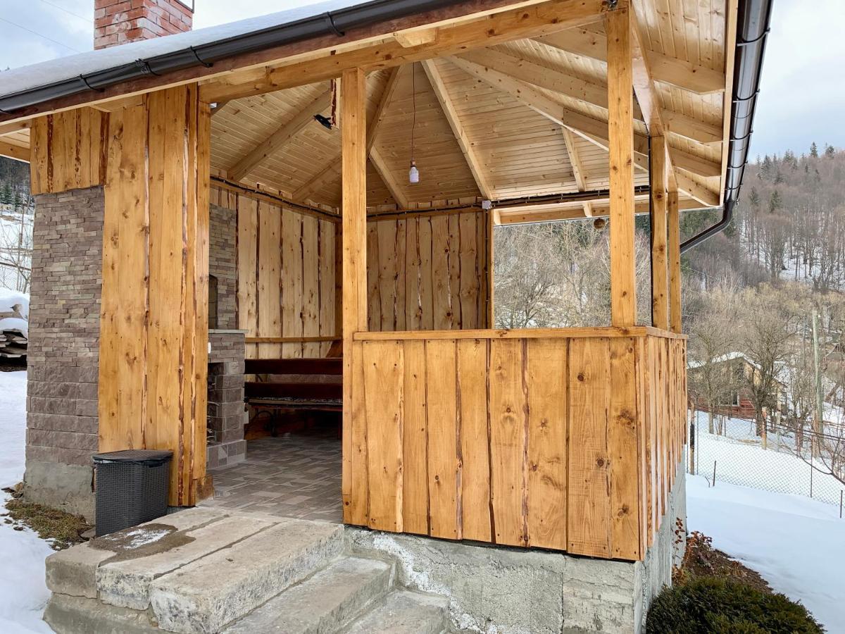 Underhills House Daire Yaremche Dış mekan fotoğraf