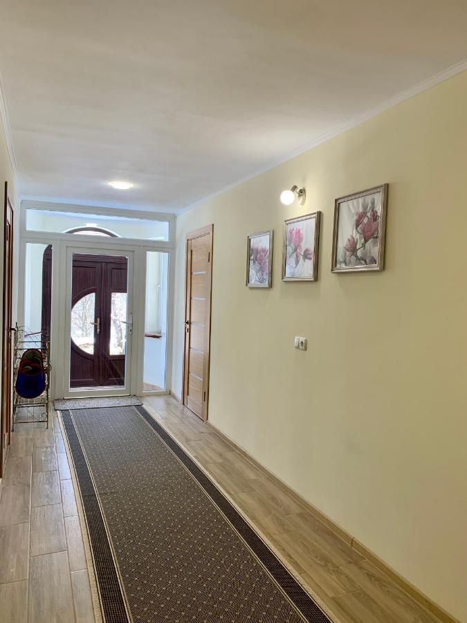 Underhills House Daire Yaremche Dış mekan fotoğraf